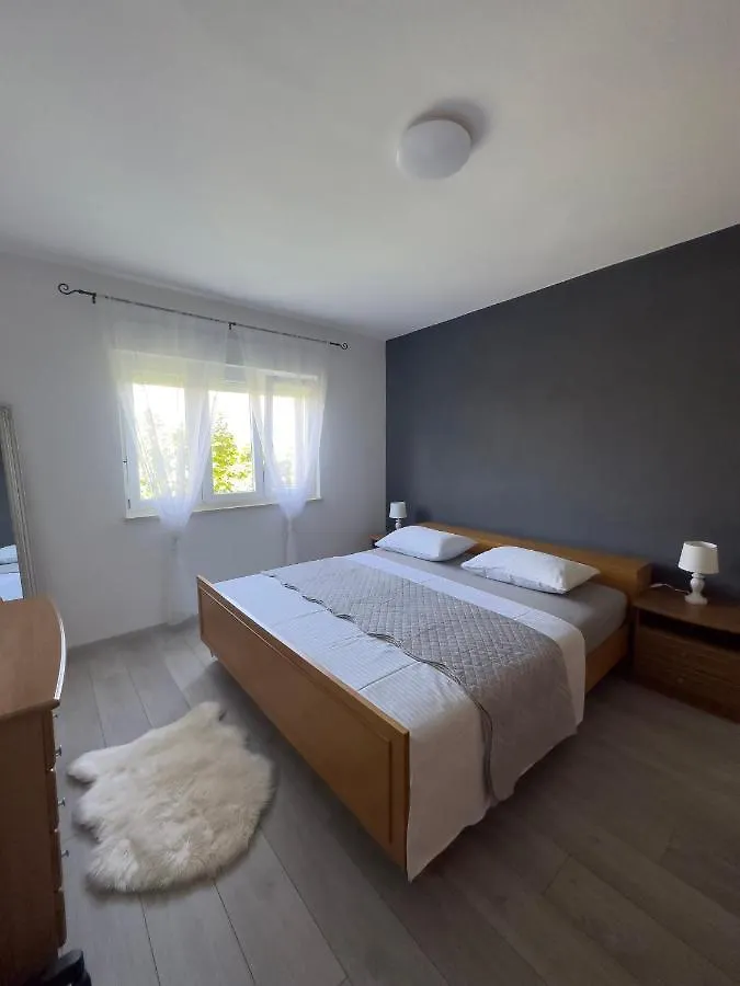 Apartment Triki Пула 0*,  Хорватия